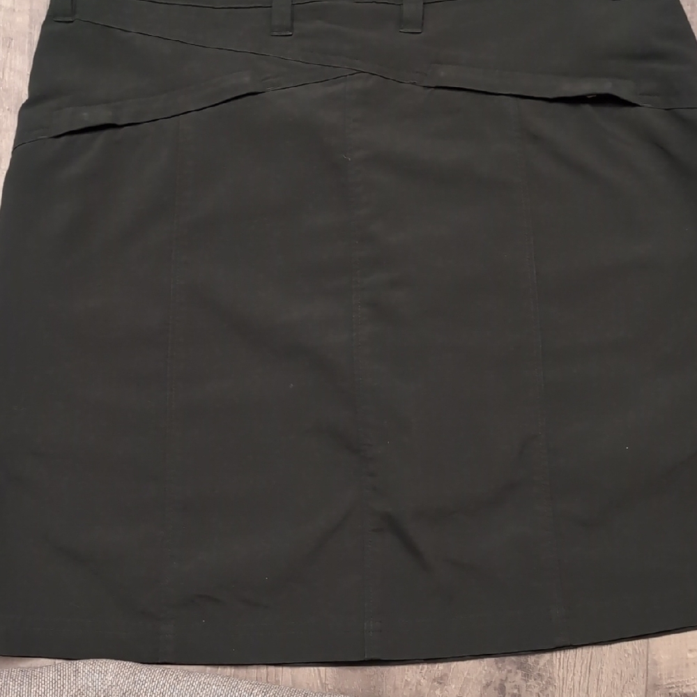 Patagonia Women’s Dark Green Skort Sz 4 - Picture 7 of 8